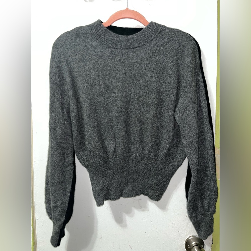 GENTLY WORN Cashmere Sweater